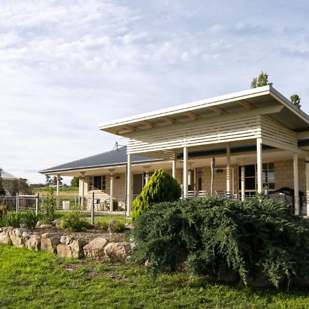 Ridgemill Estate Aparthotel Stanthorpe Eksteriør bilde